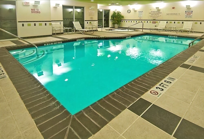 Imagen de la piscina del Hotel Fairfield Inn and Suites San Antonio North - Stone Oak. Foto 13