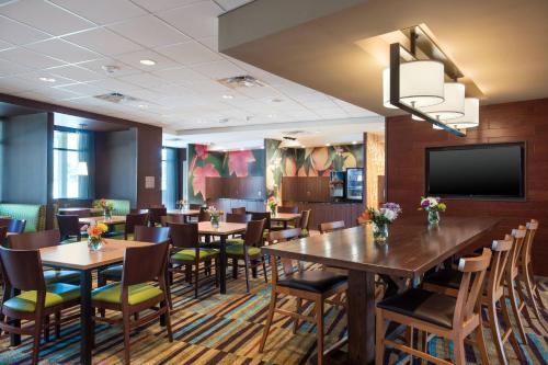 Imagen general del Hotel Fairfield Inn and Suites San Diego North/San Marcos. Foto 8