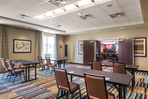 Imagen general del Hotel Fairfield Inn and Suites San Diego North/San Marcos. Foto 9