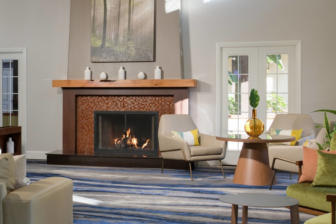 Imagen de los interiores del Hotel Fairfield Inn and Suites San Diego Old Town. Foto 15