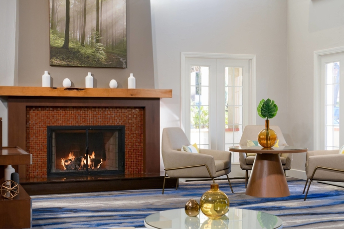 Imagen de los interiores del Hotel Fairfield Inn and Suites San Diego Old Town. Foto 16