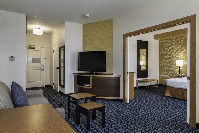 Imagen de la habitación del Hotel Fairfield Inn and Suites Santa Rosa Sebastopol. Foto 4