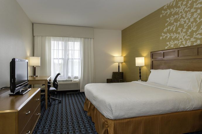 Imagen de la habitación del Hotel Fairfield Inn and Suites Santa Rosa Sebastopol. Foto 8