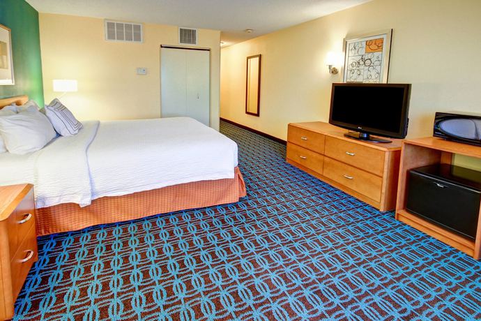 Imagen de la habitación del Hotel Fairfield Inn and Suites Saratoga Malta. Foto 3