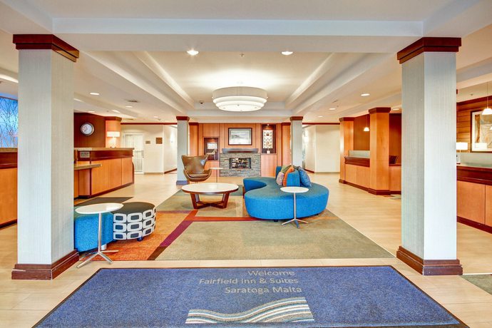 Imagen de los interiores del Hotel Fairfield Inn and Suites Saratoga Malta. Foto 10