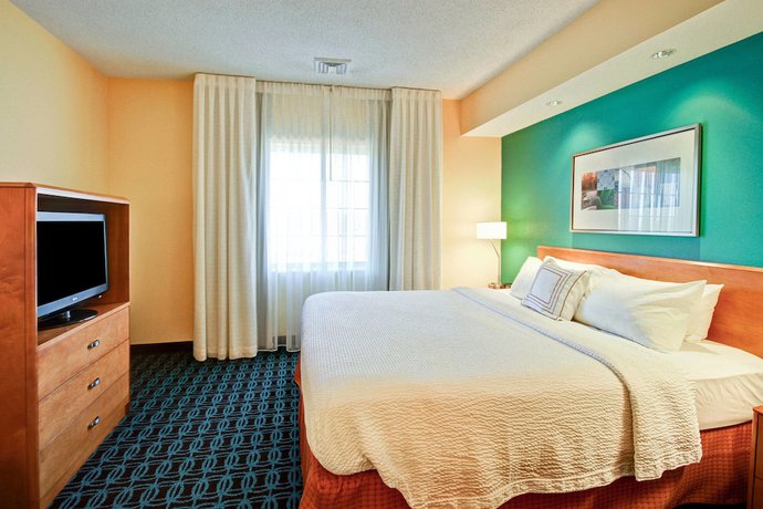 Imagen de la habitación del Hotel Fairfield Inn and Suites Saratoga Malta. Foto 4