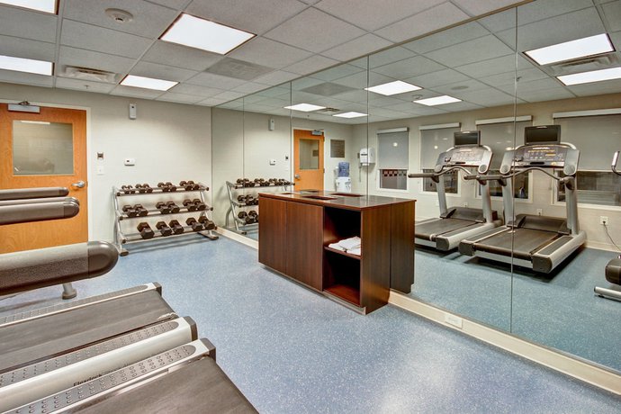 Imagen de los interiores del Hotel Fairfield Inn and Suites Saratoga Malta. Foto 13