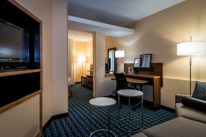 Imagen de la habitación del Hotel Fairfield Inn and Suites Savannah I-95 South. Foto 14