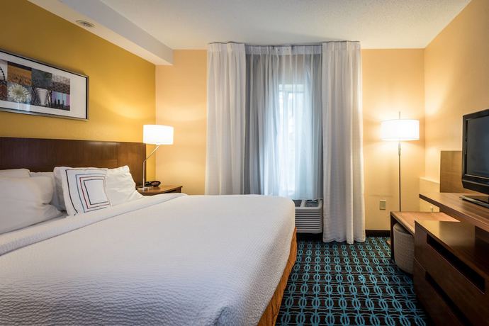 Imagen de la habitación del Hotel Fairfield Inn and Suites Savannah I-95 South. Foto 16