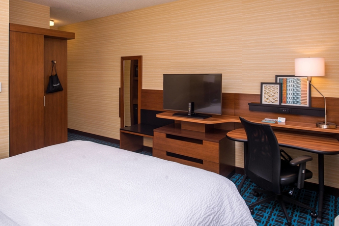 Imagen de la habitación del Hotel Fairfield Inn and Suites St Louis Westport. Foto 12