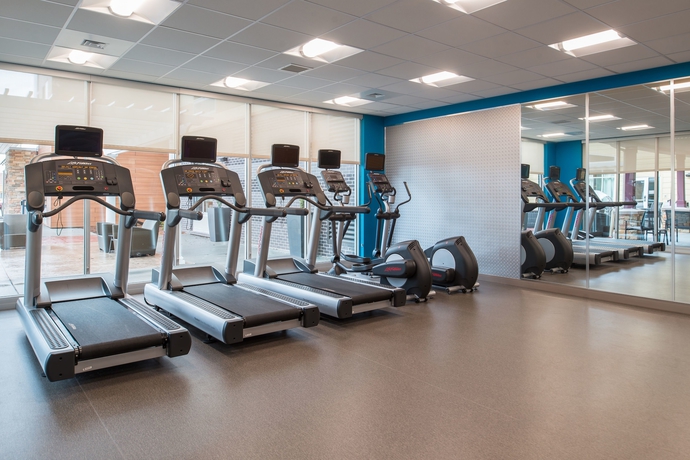 Imagen de los interiores del Hotel Fairfield Inn and Suites St Louis Westport. Foto 17