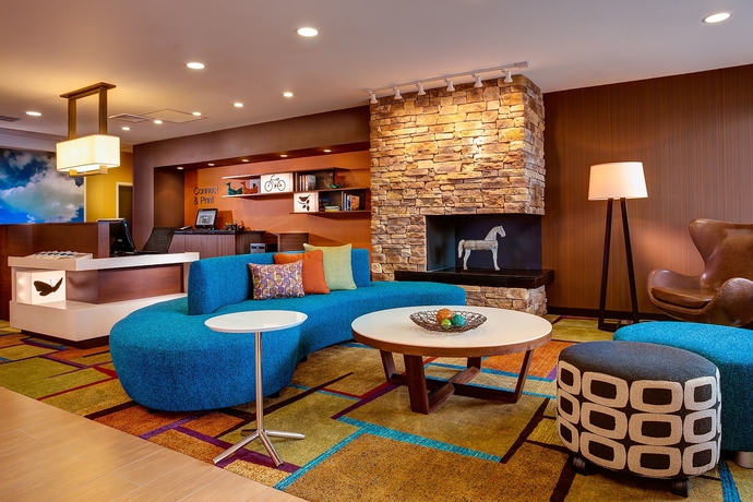 Imagen de los interiores del Hotel Fairfield Inn and Suites St Louis Westport. Foto 19