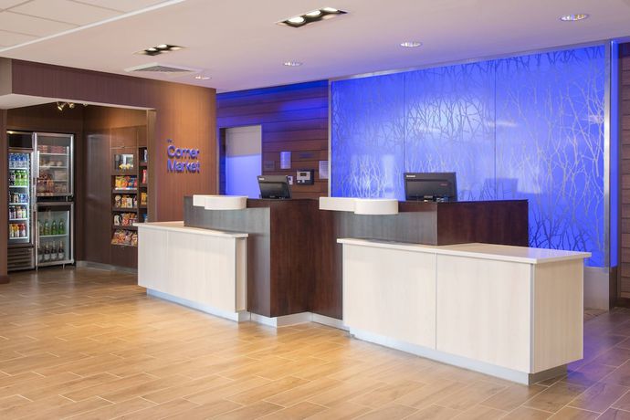 Imagen de los interiores del Hotel Fairfield Inn and Suites Tampa Westshore / Airport. Foto 19