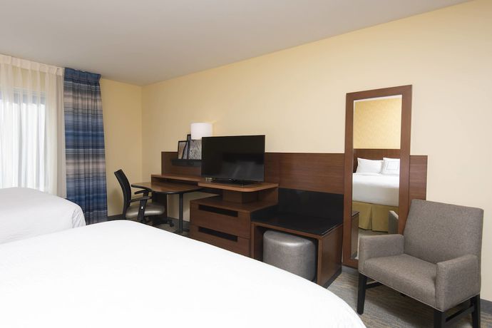Imagen de la habitación del Hotel Fairfield Inn and Suites Tampa Westshore / Airport. Foto 11