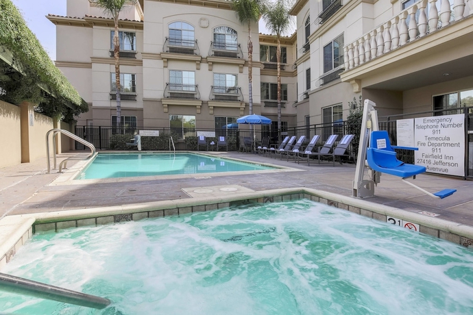 Imagen de la piscina del Hotel Fairfield Inn and Suites Temecula. Foto 19
