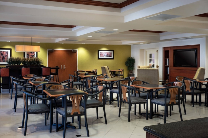 Imagen del bar/restaurante del Hotel Fairfield Inn and Suites Tucson North/oro Valley. Foto 5