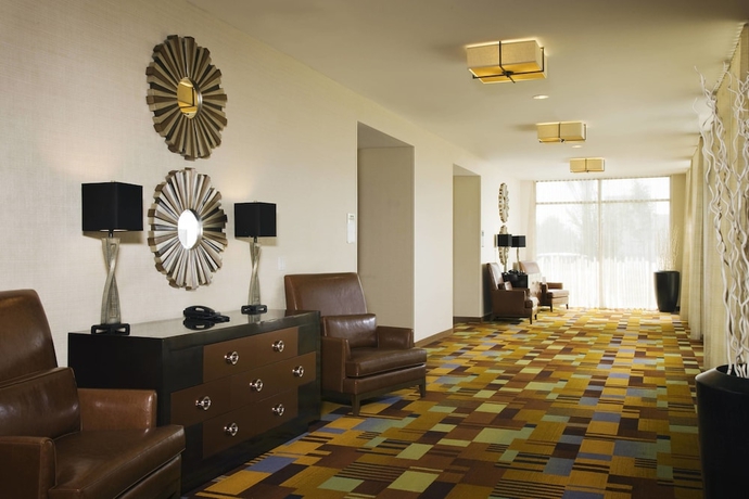 Imagen de los interiores del Hotel Fairfield Inn and Suites Tustin Orange County. Foto 18