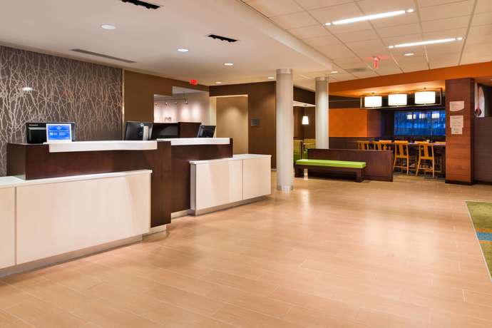 Imagen de los interiores del Hotel Fairfield Inn and Suites Utica. Foto 6