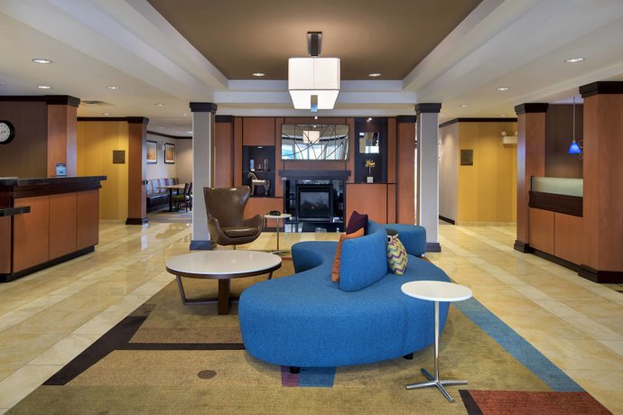Imagen de los interiores del Hotel Fairfield Inn and Suites Verona. Foto 14