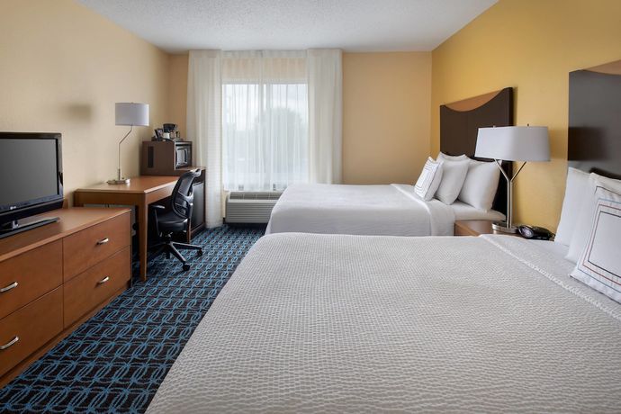 Imagen de la habitación del Hotel Fairfield Inn and Suites Verona. Foto 10