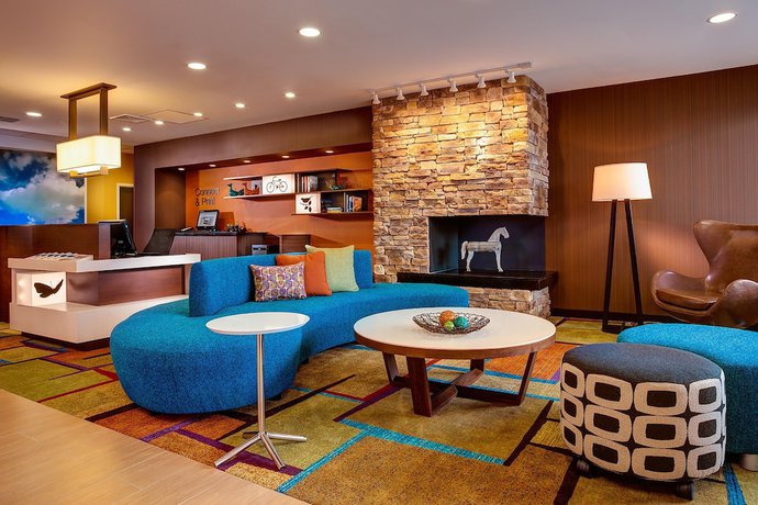 Imagen de los interiores del Hotel Fairfield Inn and Suites Whitestown Indianapolis NW. Foto 7