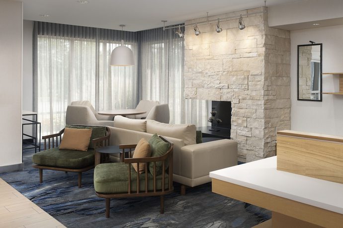 Imagen de los interiores del Hotel Fairfield Inn and Suites by Marriott Aberdeen. Foto 19
