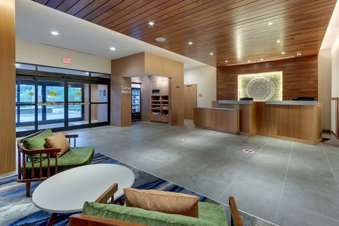 Imagen de los interiores del Hotel Fairfield Inn and Suites by Marriott Asheville Weaverville. Foto 17
