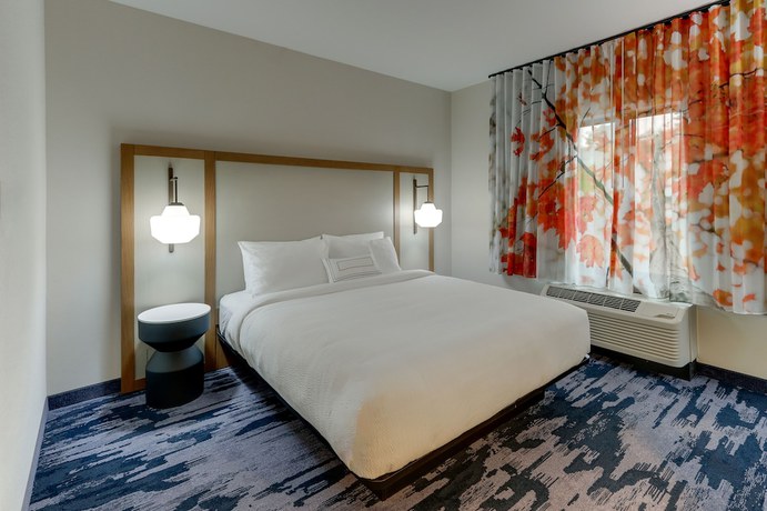 Imagen de la habitación del Hotel Fairfield Inn and Suites by Marriott Asheville Weaverville. Foto 14