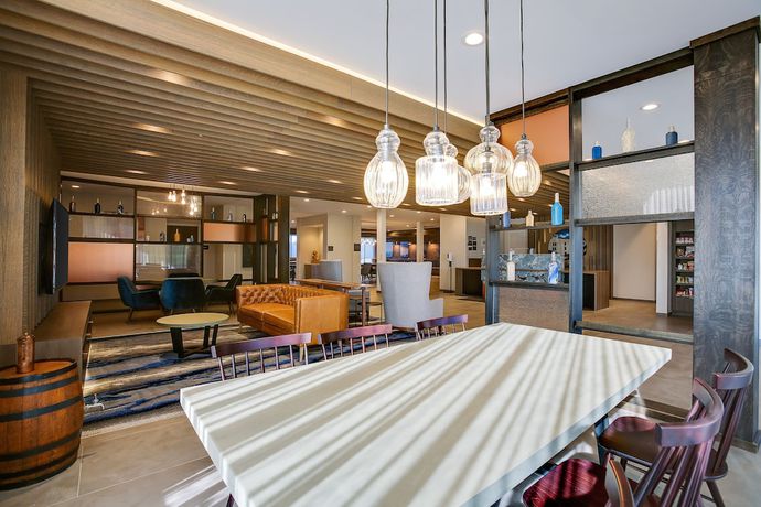 Imagen del bar/restaurante del Hotel Fairfield Inn and Suites by Marriott Bardstown. Foto 5