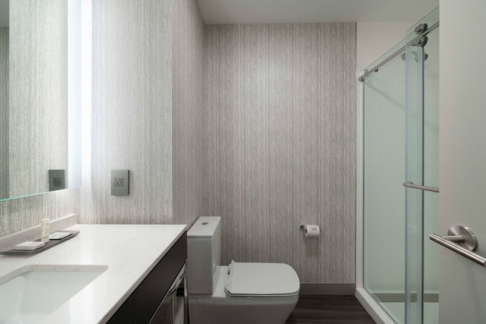 Imagen de la habitación del Hotel Fairfield Inn and Suites by Marriott Boston Medford. Foto 3