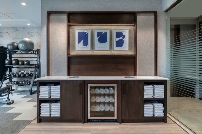 Imagen de los interiores del Hotel Fairfield Inn and Suites by Marriott Boston Medford. Foto 13