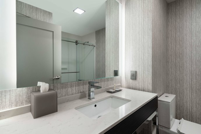 Imagen de la habitación del Hotel Fairfield Inn and Suites by Marriott Boston Medford. Foto 8
