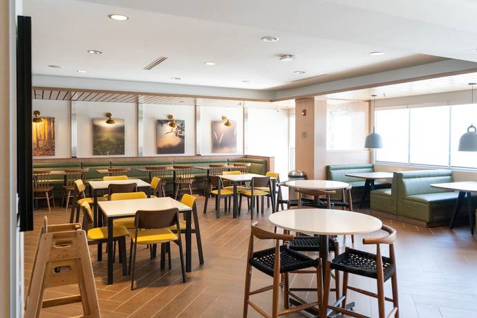 Imagen del bar/restaurante del Hotel Fairfield Inn and Suites by Marriott Brooksville Suncoast Parkway. Foto 7