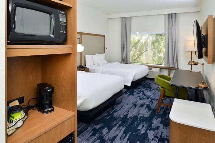 Imagen de la habitación del Hotel Fairfield Inn and Suites by Marriott Charlotte University Research Park. Foto 10