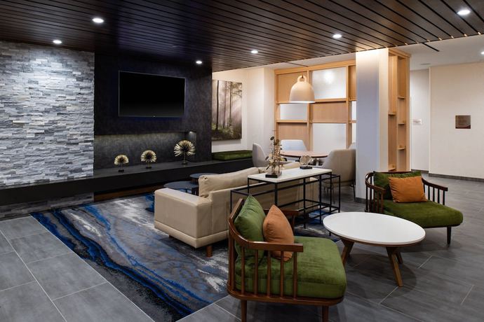 Imagen de los interiores del Hotel Fairfield Inn and Suites by Marriott Charlotte University Research Park. Foto 18