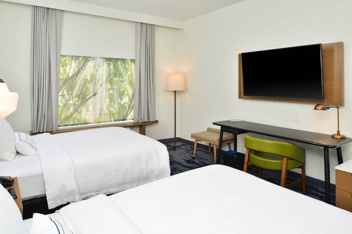 Imagen de la habitación del Hotel Fairfield Inn and Suites by Marriott Charlotte University Research Park. Foto 14
