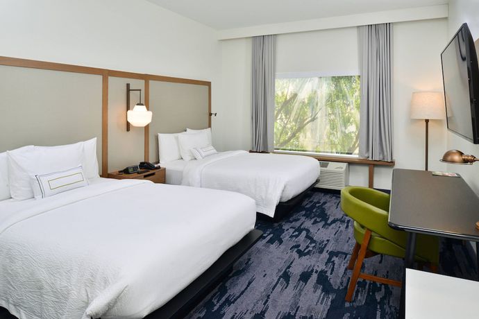 Imagen de la habitación del Hotel Fairfield Inn and Suites by Marriott Charlotte University Research Park. Foto 15