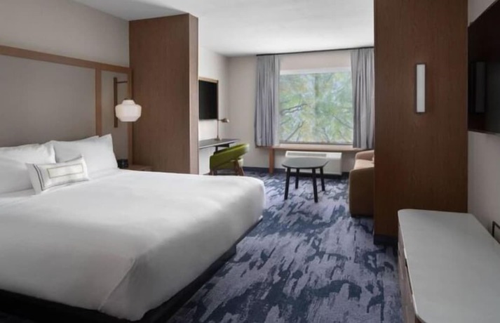 Imagen de la habitación del Hotel Fairfield Inn and Suites by Marriott Chicago Bolingbrook. Foto 11