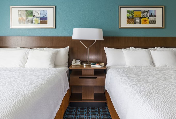 Imagen de la habitación del Hotel Fairfield Inn and Suites by Marriott Chicago Naperville/Aurora. Foto 6