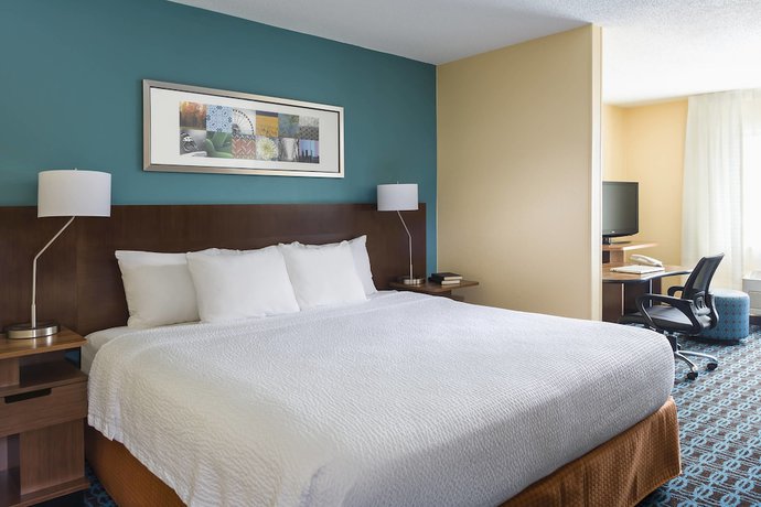 Imagen de la habitación del Hotel Fairfield Inn and Suites by Marriott Chicago Naperville/Aurora. Foto 10