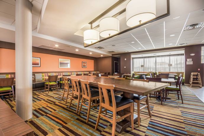 Imagen del bar/restaurante del Hotel Fairfield Inn and Suites by Marriott Chickasha. Foto 6