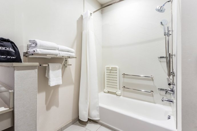 Imagen de la habitación del Hotel Fairfield Inn and Suites by Marriott Dallas Plano/Frisco. Foto 8