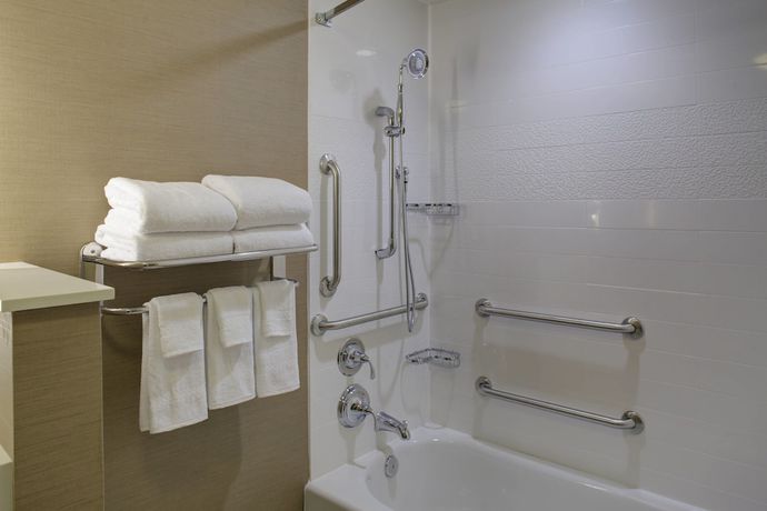 Imagen de la habitación del Hotel Fairfield Inn and Suites by Marriott Flagstaff Northeast. Foto 8