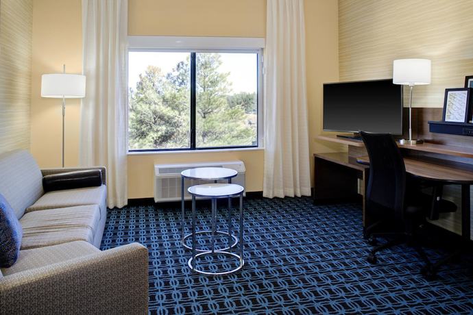 Imagen de la habitación del Hotel Fairfield Inn and Suites by Marriott Flagstaff Northeast. Foto 14