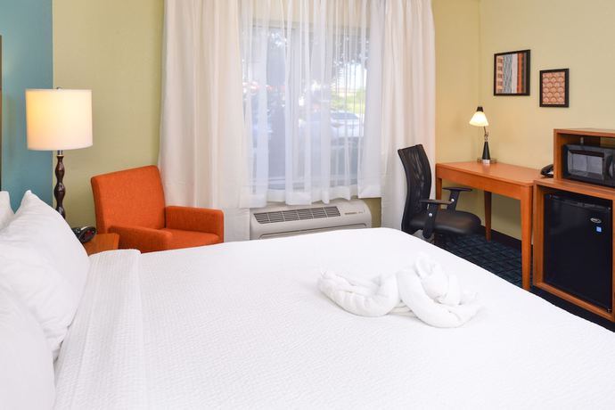 Imagen de la habitación del Hotel Fairfield Inn and Suites by Marriott Fort Pierce. Foto 2