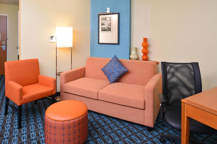 Imagen de los interiores del Hotel Fairfield Inn and Suites by Marriott Fort Pierce. Foto 16