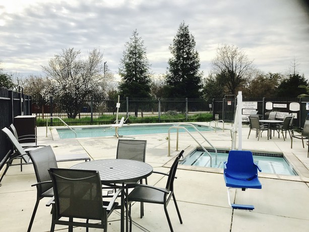 Imagen de la piscina del Hotel Fairfield Inn and Suites by Marriott Fresno Clovis. Foto 20