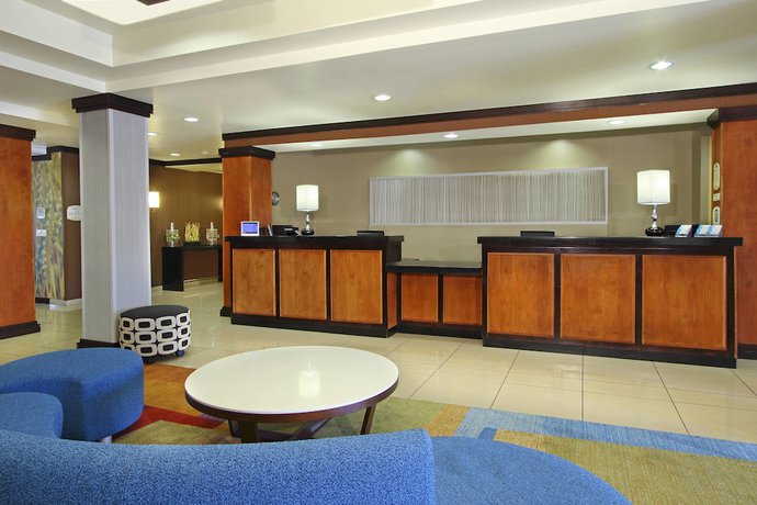 Imagen de los interiores del Hotel Fairfield Inn and Suites by Marriott Fresno Clovis. Foto 16