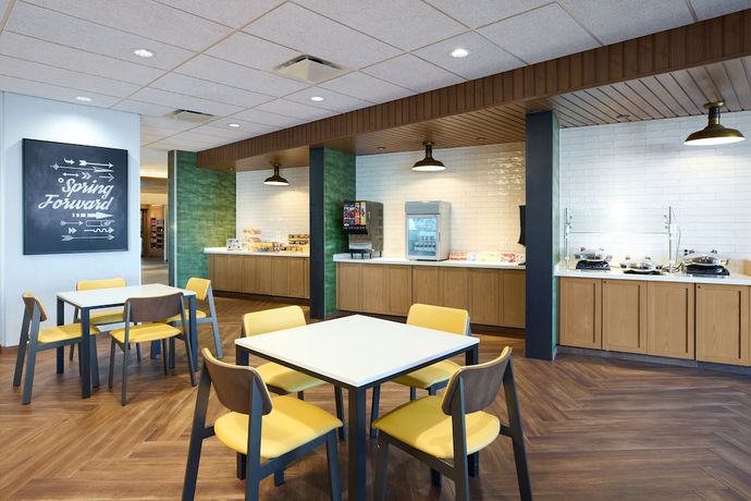 Imagen del bar/restaurante del Hotel Fairfield Inn and Suites by Marriott Hagerstown. Foto 3