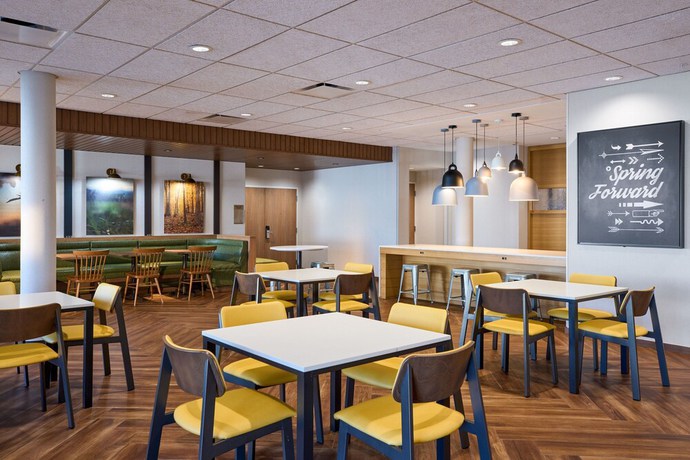 Imagen del bar/restaurante del Hotel Fairfield Inn and Suites by Marriott Hagerstown. Foto 4